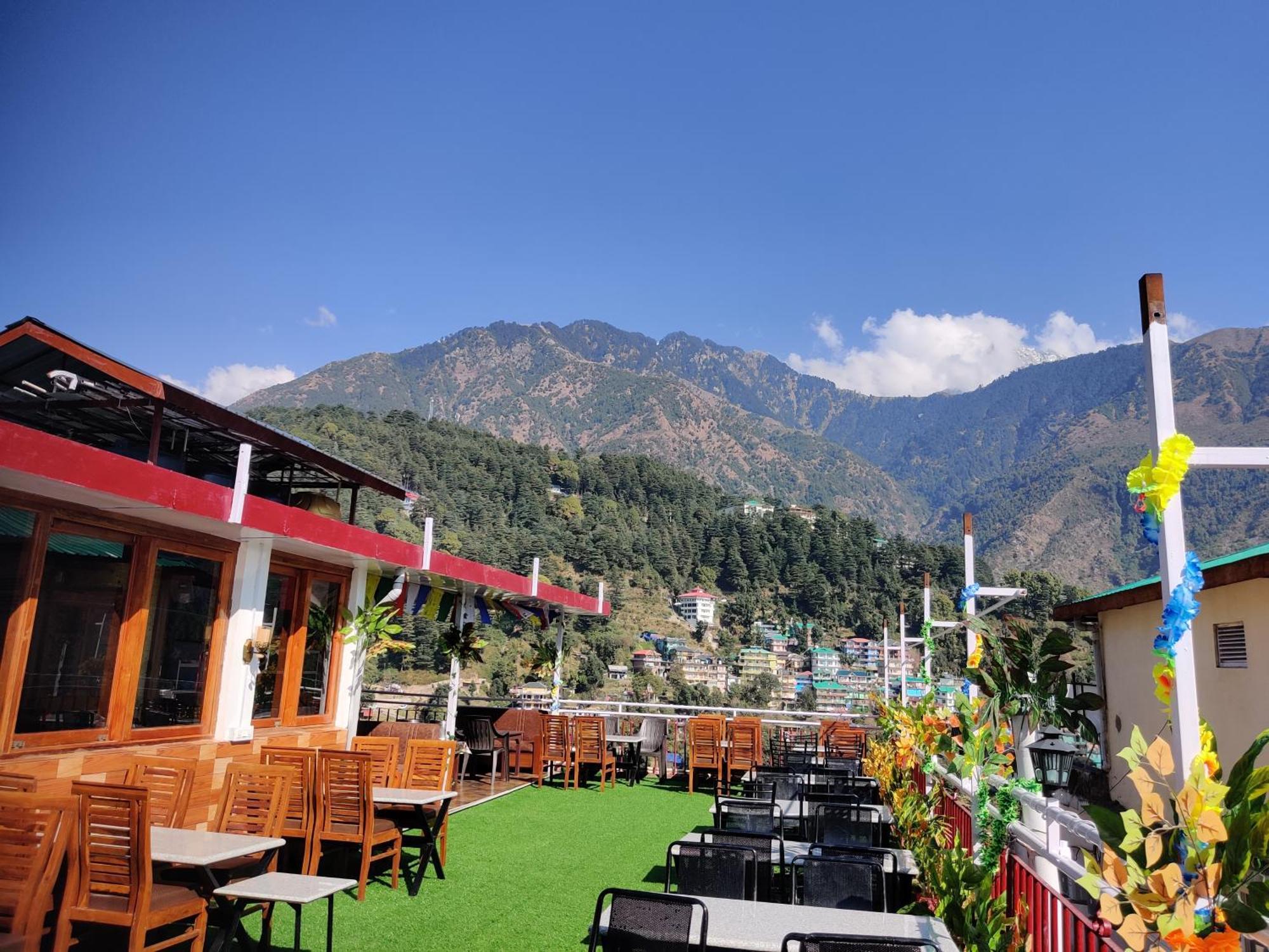 Hotel Akash - Luxury Hotel In Mcleodganj McLeod Ganj Εξωτερικό φωτογραφία